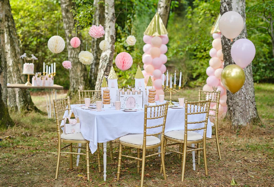 03eb7bd401354e5c9c54a2f21195a974