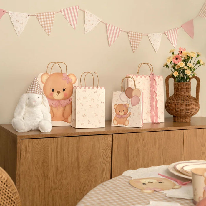 Ghirlandă cu fanioane roz Vichy și florale Baby Pink Bear, decor pentru petrecere cu ursuleți