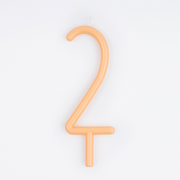 Lumânare portocaliu deschis cu cifra 2 (12 cm) Meri Meri