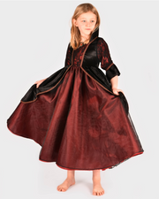 Costum vampir fete 6-8 ani cu rochie neagră și roșu burgundy Den Goda Fen
