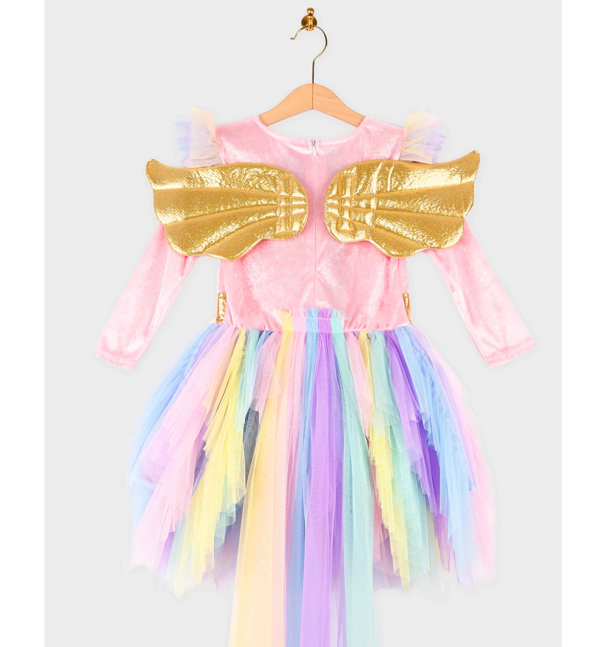 Costum unicorn pentru fete 6–8 ani, cu rochie roz din tul multicolor, aripi aurii și diademă cu corn