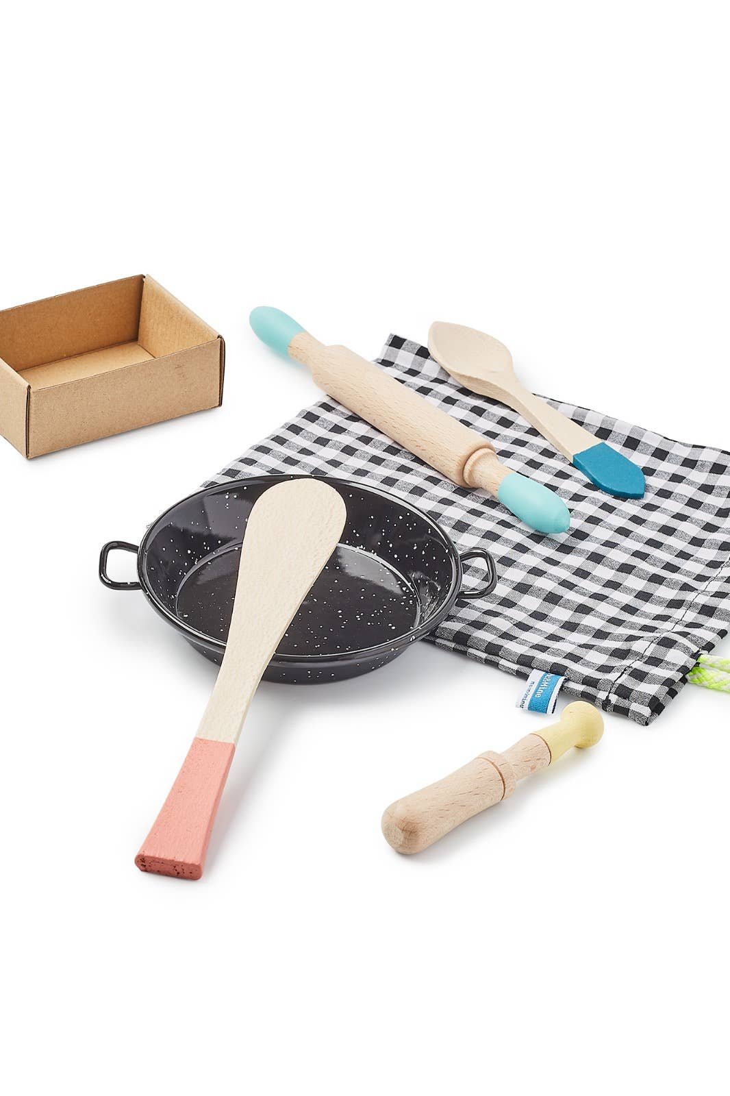 Set de Bucătărie pentru Copii – 6 Piese, Realizat Manual în Barcelona