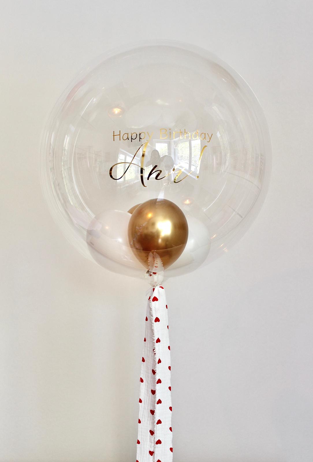Balon Bobo transparent cu heliu personalizat 60 cm, cu baloane mini alb & auriu