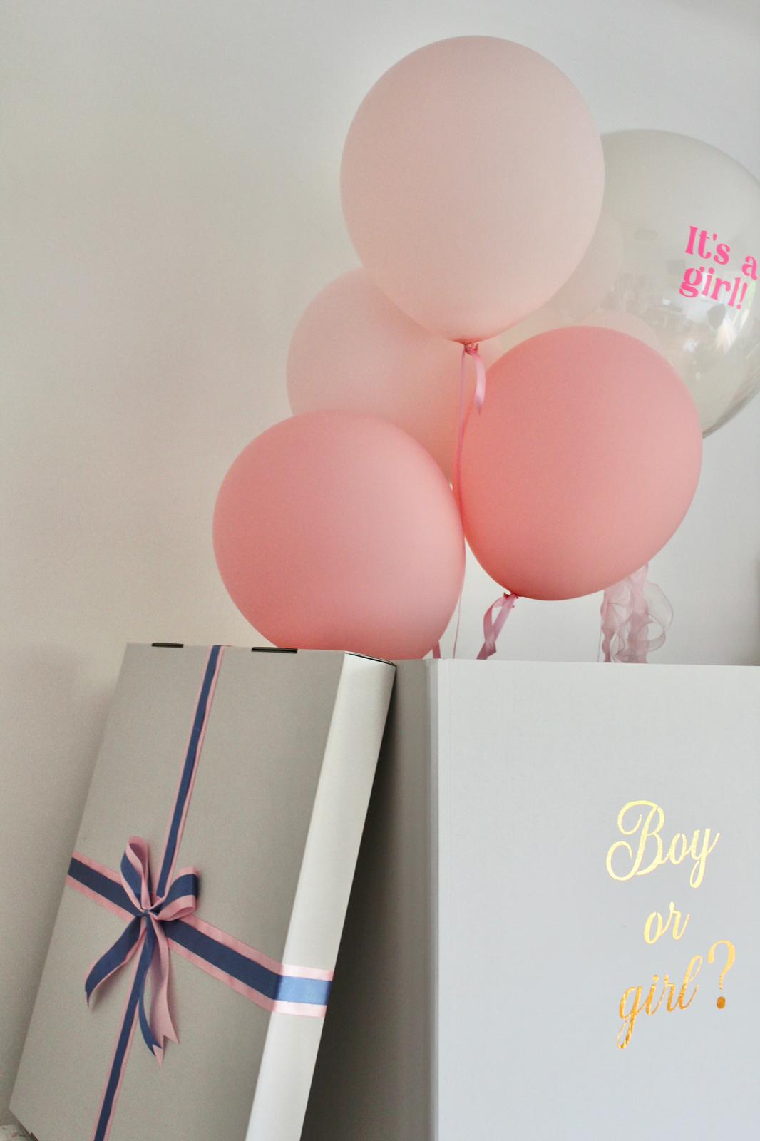 Cutie 70cm Gender Reveal Fetiță cu Bobo și baloane roz, cu heliu