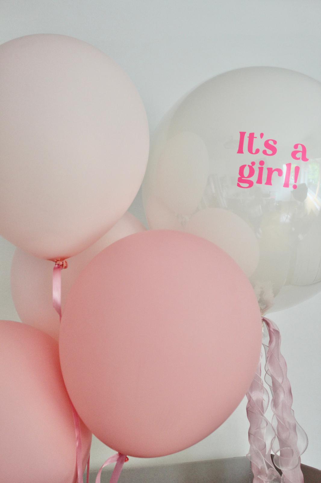 Cutie 70cm Gender Reveal Fetiță cu Bobo și baloane roz, cu heliu