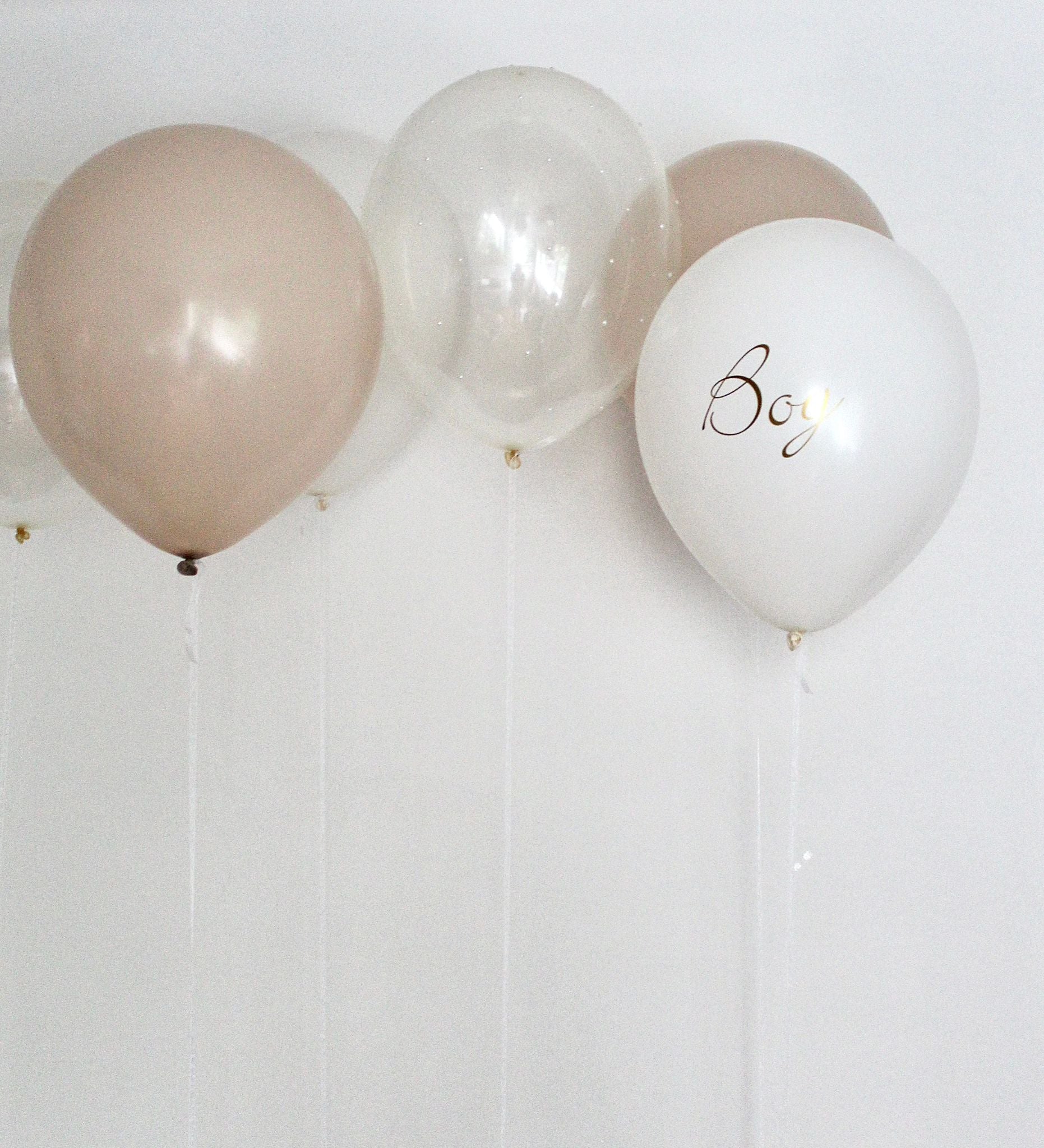 Set baloane heliu Gender Reveal „Boy or Girl” (10 buc) 43 cm, alb/bej personalizat