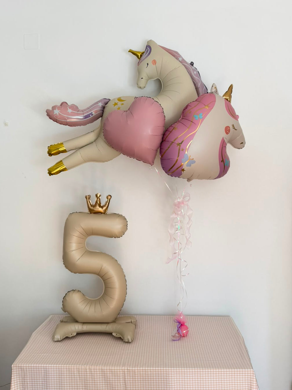 Set baloane Unicorn cu cifra 5, Roz & Auriu, cu heliu