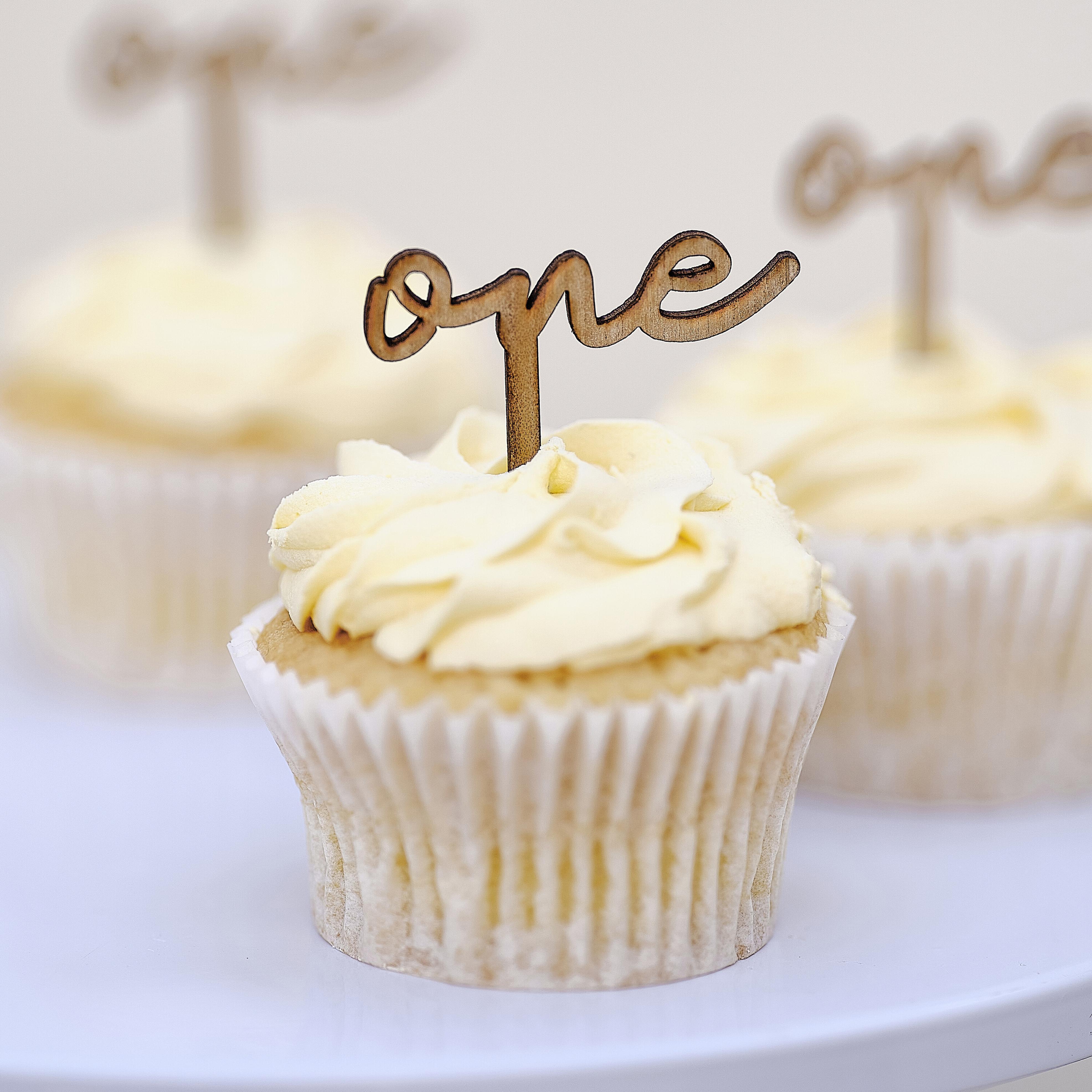 Set 6 Toppers Cupcakes 'One' - aniversare 1 an
