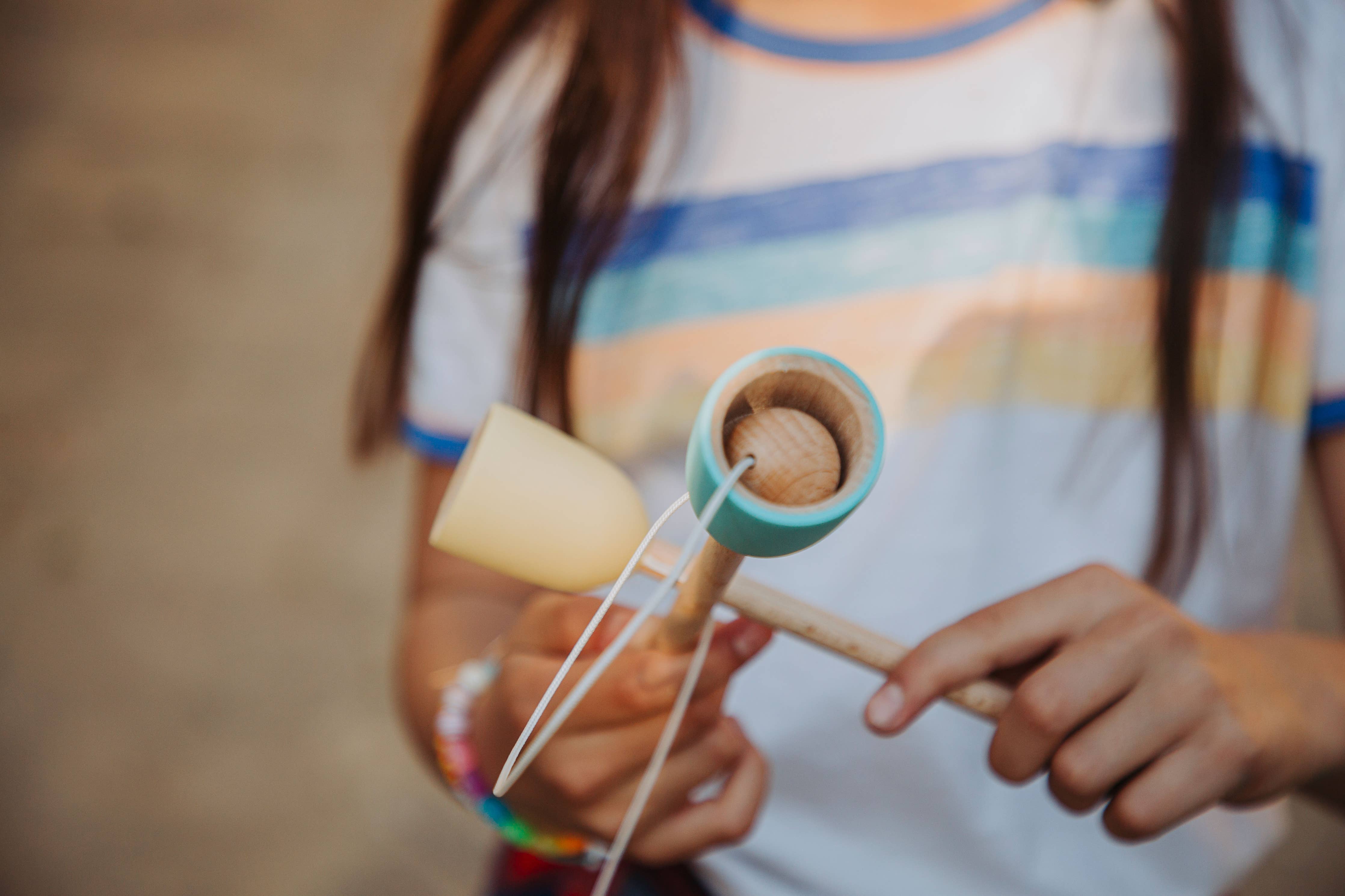 Cupa de Indemanare din lemn pentru copii (Kendama) – Mint