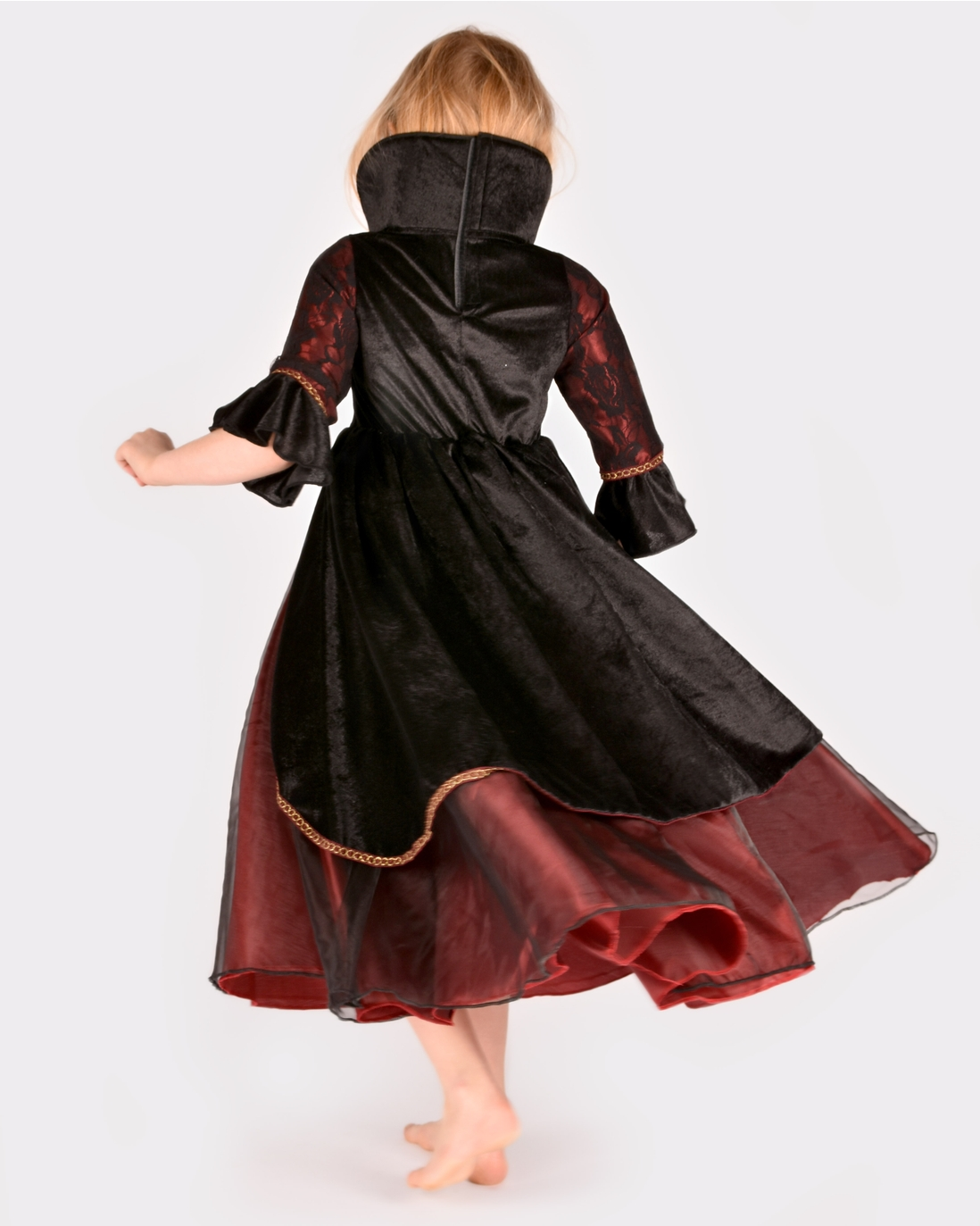 Costum vampir fete 6-8 ani cu rochie neagră și roșu burgundy Den Goda Fen