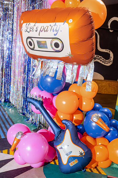 Balon Folie Casetă Audio Retro „Let's Party” – Portocaliu, 91 × 58 cm