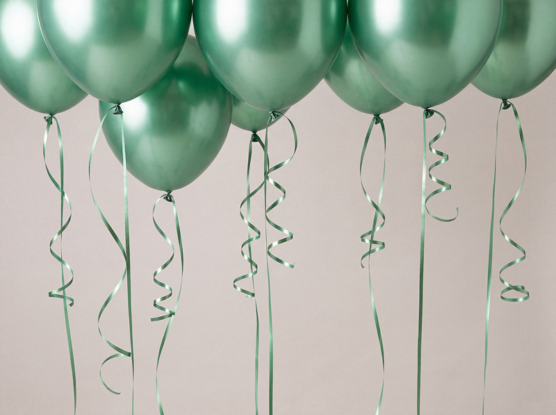 Panglică Metalizată Verde pentru Baloane – 5 mm × 25 m