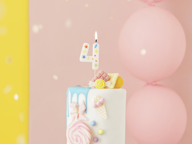 Lumânare Cifră 4 – Confetti Alb (5.5cm)
