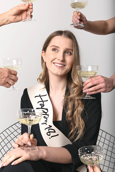 Panglică Majorat „Happy 18”, crem, 76 cm