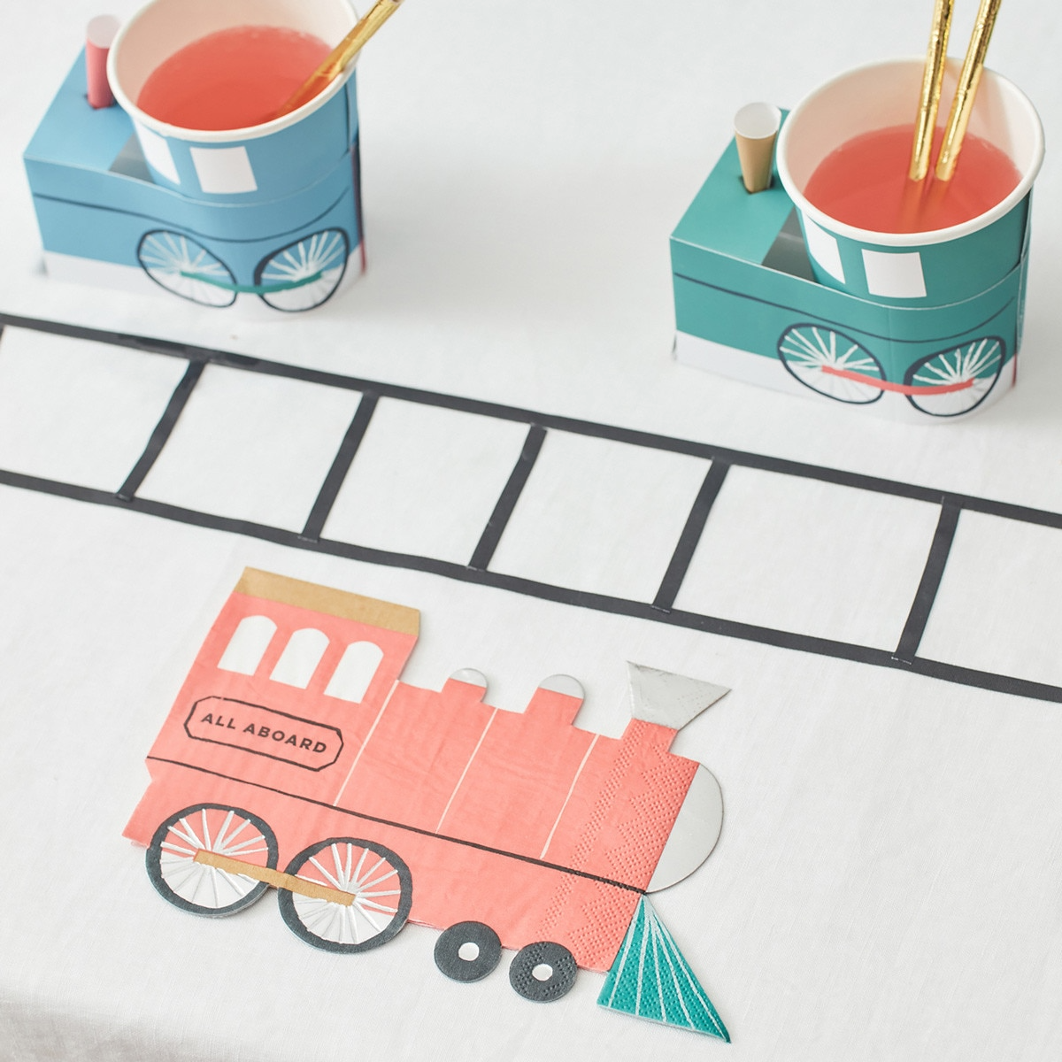 Servetele Tren, Rosu (16 buc) 19x12cm, Meri Meri