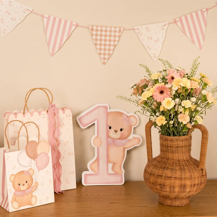 Ghirlandă cu fanioane roz Vichy și florale Baby Pink Bear, decor pentru petrecere cu ursuleți